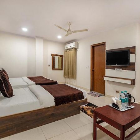 Hotel South Indian Delhi Kültér fotó