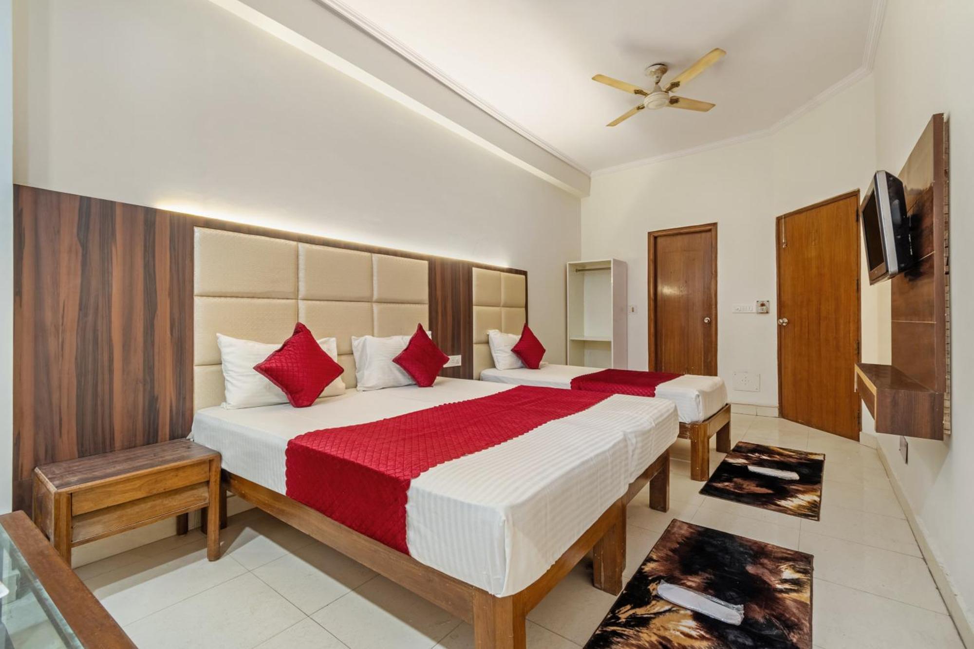 Hotel South Indian Delhi Kültér fotó